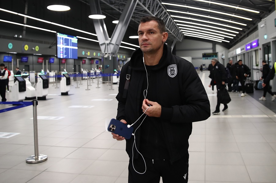 ΠΑΟΚ: Κατήφεια, πένθος και θλίψη στην αναχώρηση της αποστολής για Γαλλία...