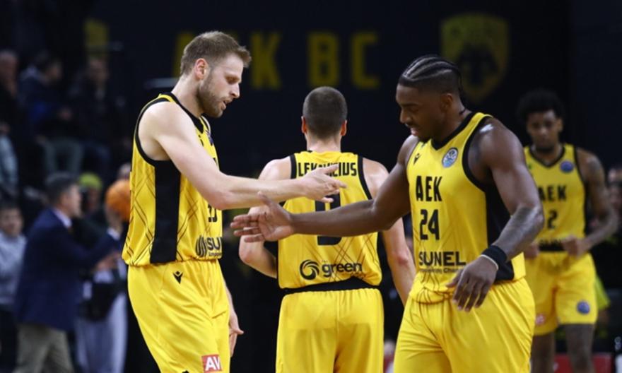 Η ατσάλινη άμυνα και ο clutch Χαραλαμπόπουλος: Τα highlights από τη μεγάλη νίκη της ΑΕΚ επί της Άλμπα