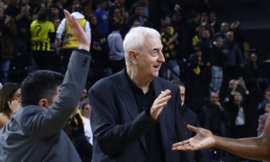 Σάκοτα: «Από τις πιο σημαντικές νίκες φέτος, όσοι βρέθηκαν εδώ είμαστε ΑΕΚ»