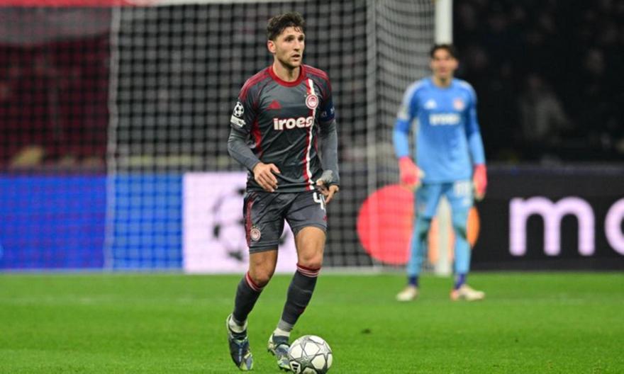 Από μηχανής θεός ο Ρέτσος, έσωσε πάνω στη γραμμή την κεφαλιά του Βέχορστ!