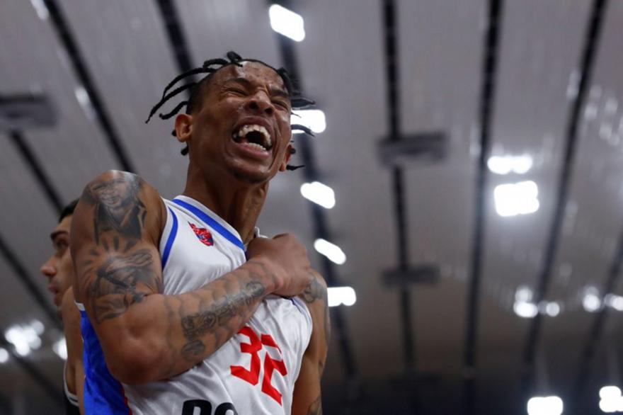 Πανιώνιος-Λόντον Λάιονς 