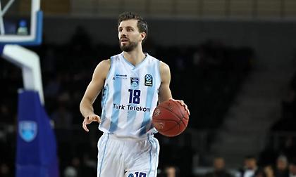 Σταθερά δεύτερη η Τουρκ Τέλεκομ, σοκ για την Μπεσίκτας