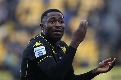 Νέο πρόβλημα στον Άρη: Noκ άουτ με κάκωση στο γόνατο ο Χόνγκλα