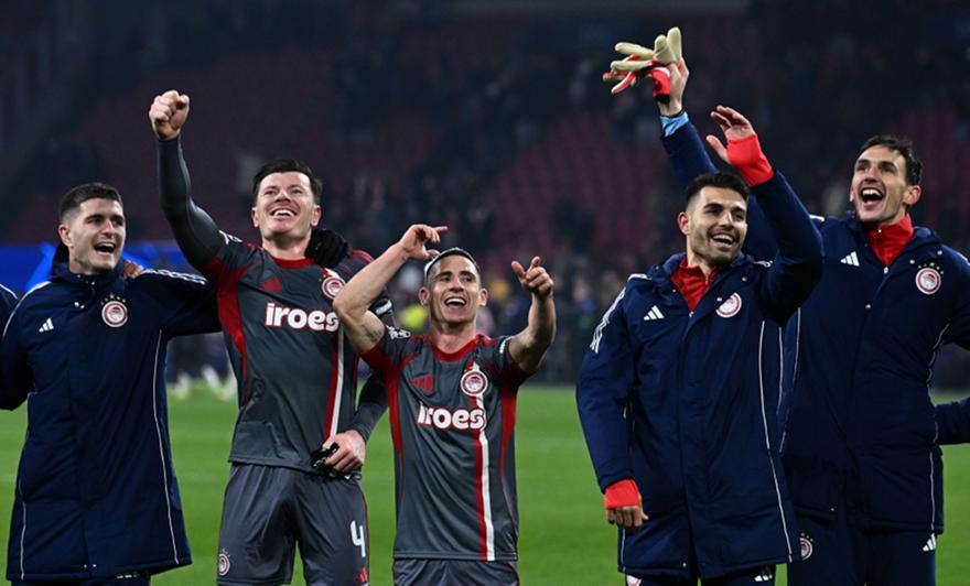 Τα σχόλια στον bwinΣΠΟΡ FM 94,6 για την επιτυχία του Ολυμπιακού στο Champions League!