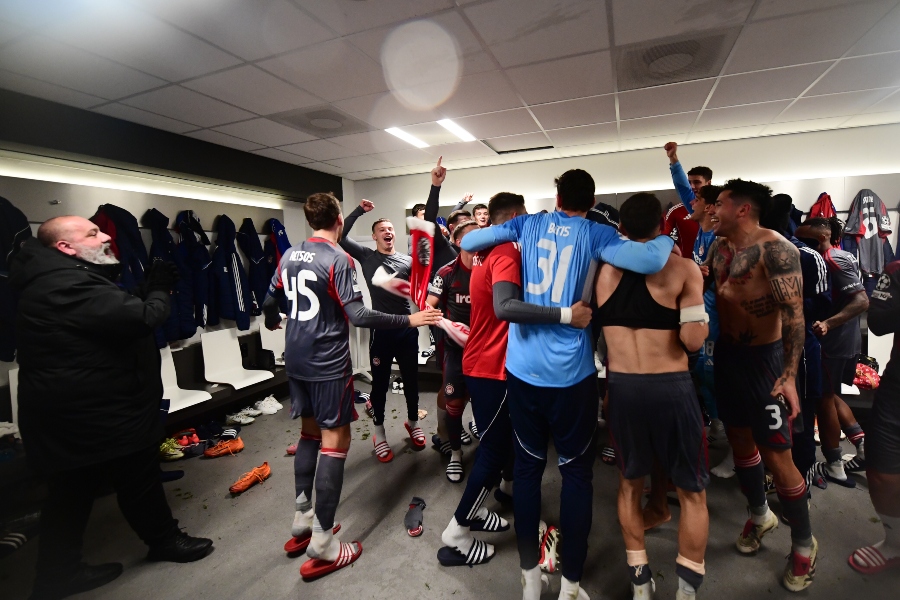 Ολυμπιακός: Ξέφρενοι πανηγυρισμοί στα αποδυτήρια