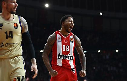 Το σπουδαίο ματς των «ερυθρόλευκων» με τους Καταλανούς στο ΣΕΦ: Ολυμπιακός-Μπαρτσελόνα (4η περίοδος)