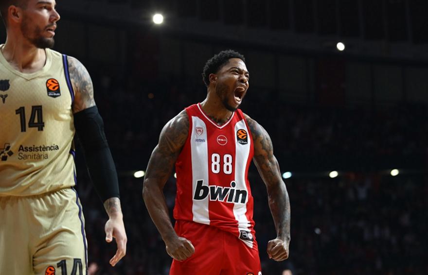 Το σπουδαίο ματς των «ερυθρόλευκων» με τους Καταλανούς στο ΣΕΦ: Ολυμπιακός-Μπαρτσελόνα (4η περίοδος)