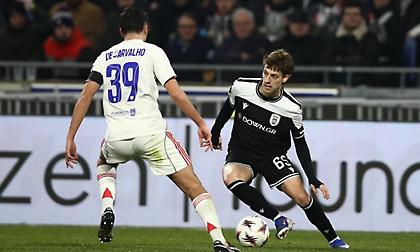 Αποβλήθηκε με αυστηρή δεύτερη κίτρινη ο Κωνσταντέλιας - Χάνει το επόμενο ευρωπαϊκό ματς του ΠΑΟΚ