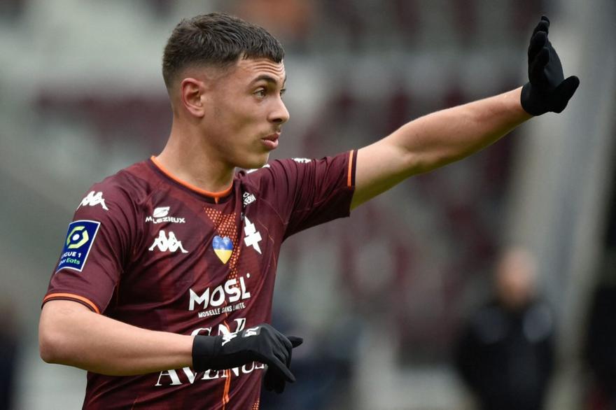 ΠΑΟΚ: Σενάριο για τον δεξιό μπακ Μικελμπρενσίς από τη Γαλλία