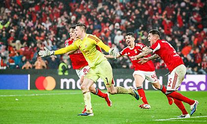 Με γκολ του τερματοφύλακα στο 98' η Μπενφίκα μπήκε στους 24, στα Playoffs η Ρεάλ, με σούπερ ανατροπή στην 8άδα η Τσέλσι