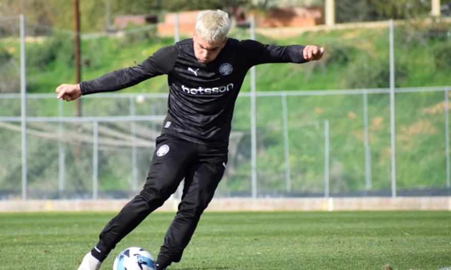 Ξανά εκτός Σαλσίδο, Καραχάλιος στον ΟΦΗ