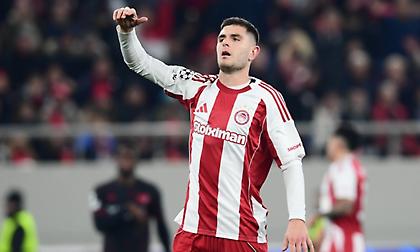 Νικολακόπουλος: «Πόσο καιρό θα μείνει εκτός ο Πιρόλα»