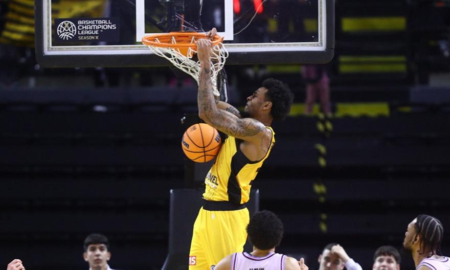 ΑΕΚ: Πήρε τη θέση του Αρμς ο Μπράουν στο πρωτάθλημα