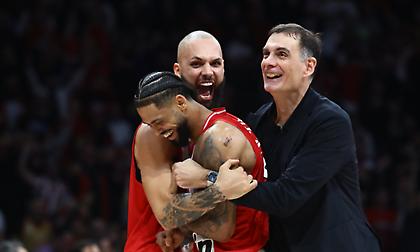 Ζέρβας: «Η αγκαλιά Μπαρτζώκα-Ντορσεϊ δείχνει ότι η σπίθα έχει ξαναβρεθεί, αρχηγικός ο ρόλος του Φουρνιέ»