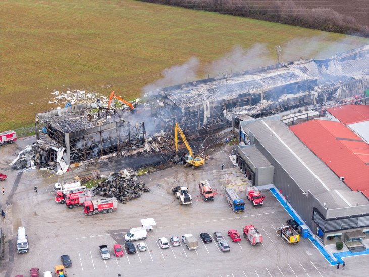 Βιολάντα: Αποκλεισμένο το εργοστάσιο - Σήμερα οι κηδείες των δυο τελευταίων θυμάτων