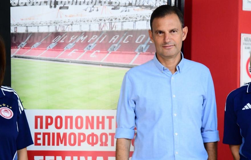 Συλαϊδόπουλος για Αντρέ Λουίζ: «Πήγε στη μεγαλύτερη ομάδα στην Ελλάδα και είμαστε χαρούμενοι γι’ αυτόν»