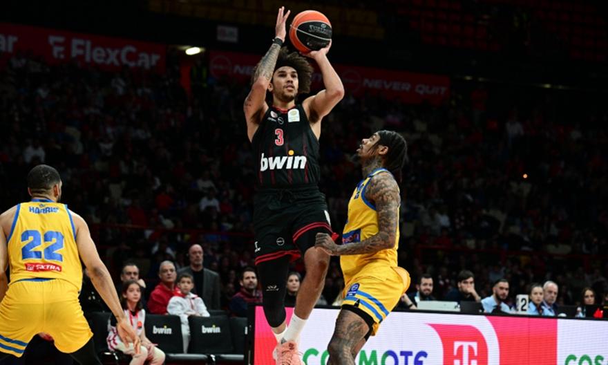 Τα highlights από τη νίκη του Ολυμπιακού επί του Περιστερίου στο ΣΕΦ