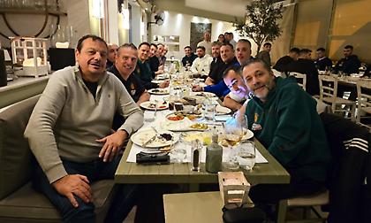 Παναθηναϊκός: Ο Σλούκας παρέθεσε δείπνο σε όλη την ομάδα στη Θεσσαλονίκη