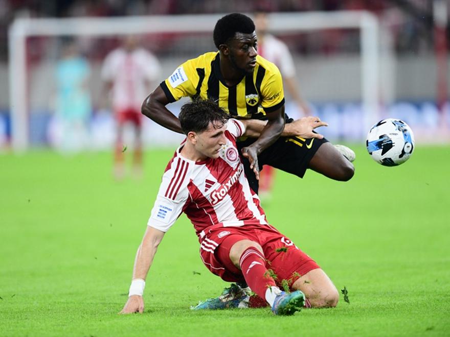 Νικολακόπουλος: «Τι χρειάζεται ο Ολυμπιακός στη Φιλαδέλφεια και το μεταγραφικό πάρε-δώσε»