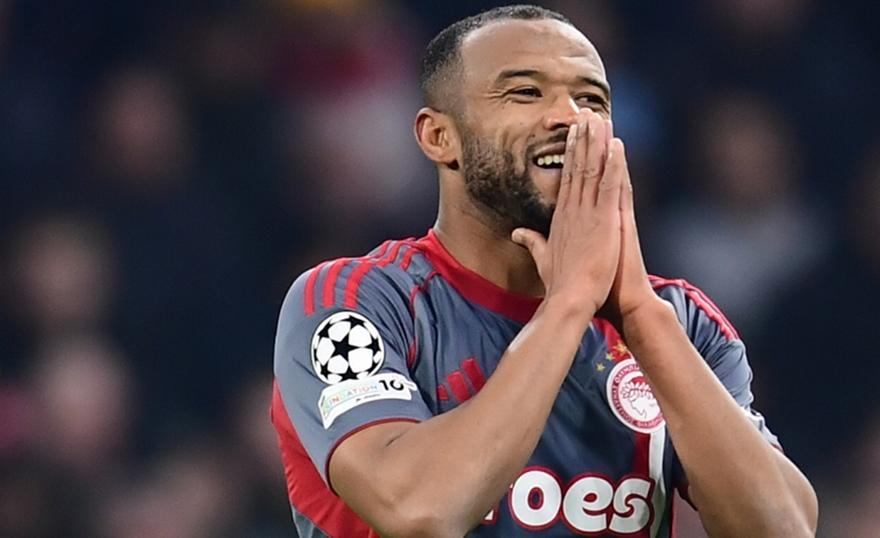 «Σκασμένος» ο Ελ Κααμπί, προχωράει για Κλέιτον ο Ολυμπιακός