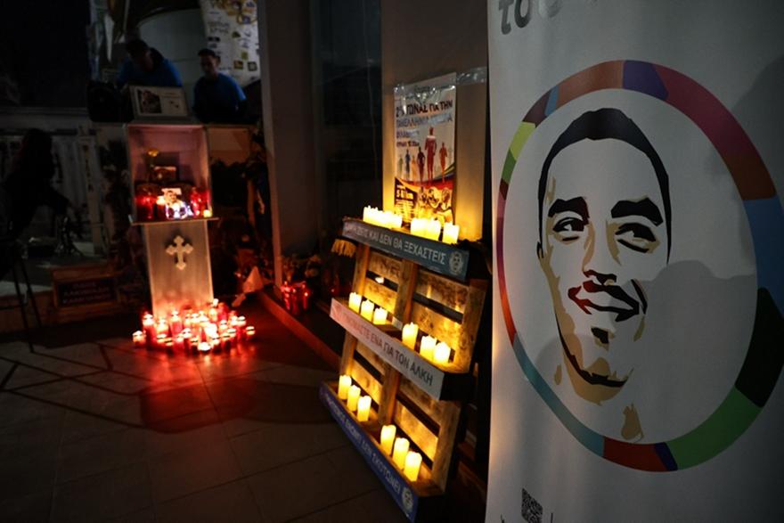 Η σπαρακτική ανάρτηση της μητέρας Καμπανού: «Πρωτομηνιά Φλεβάρη κι ο Άλκης είναι εδώ…»