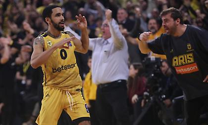 Μήτρου-Λονγκ: «Ήταν μια νίκη δήλωση, αποτέλεσμα που δείχνει τι μπορούμε να πετύχουμε σαν ομάδα»