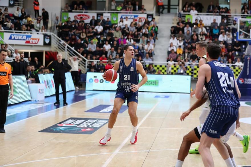 Αδιόρθωτη Εφές, έχασε και από την Μερκεζεφέντι