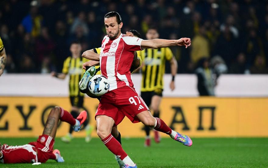 Ο Γιαζίτσι μπορεί να πάει στη Γαλλία