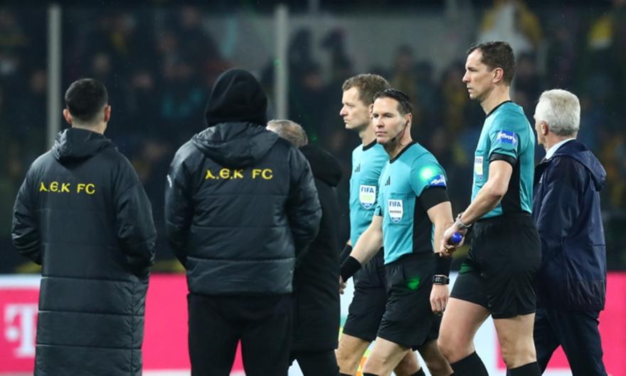 Τσακίρης: «Καθαρή αποβολή Ποντένσε και ανύπαρκτο πέναλτι - Ίσως ήθελαν “Χ” για άλλους λόγους οι Ολλανδοί»