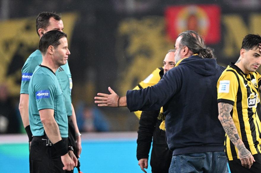 ΑΕΚ: Σφυρίγματα με άλλα μέτρα και σταθμά που… επηρεάζουν αποτελέσματα