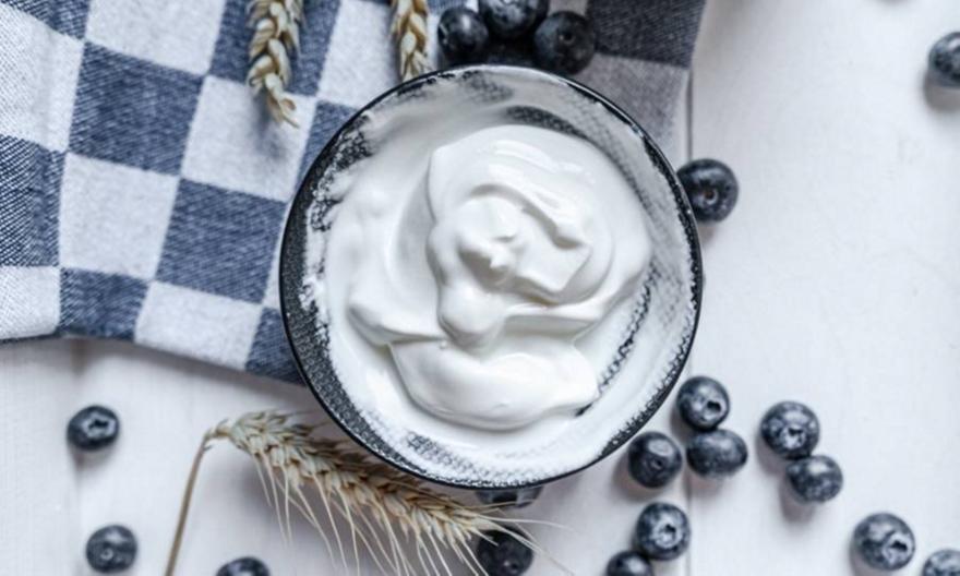 Από το ψυγείο στο TikTok: Πώς το ελληνικό γιαούρτι έγινε παγκόσμιο φαινόμενο
