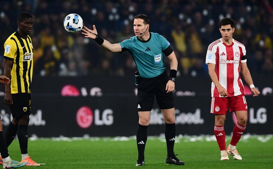 Συμφωνεί με τις αποφάσεις Μάκελι-VAR στο ντέρμπι ο Λανουά