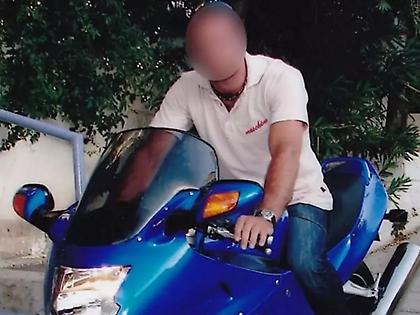 Κεκλεισμένων των θυρών η δίκη του πρώην αστυνομικού της Βουλής για τη σεξουαλική κακοποίηση των παιδιών του