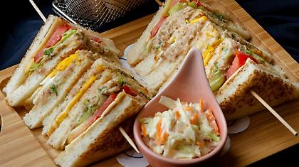 Από μπέργκερ μέχρι σαλάτα coleslaw: 46 απολαυστικές συνταγές της Αμερικής