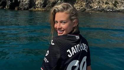 Έιλιν Κρόχι στο πλευρό του Ερνάντεθ: Η νέα γοητευτική παρουσία στα γήπεδα του Παναθηναϊκού