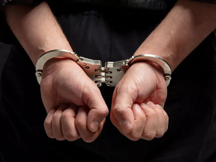 Σύλληψη 19χρονου για πυροβολισμούς σε σπίτι και αυτοκίνητο 34χρονου στο Ηράκλειο