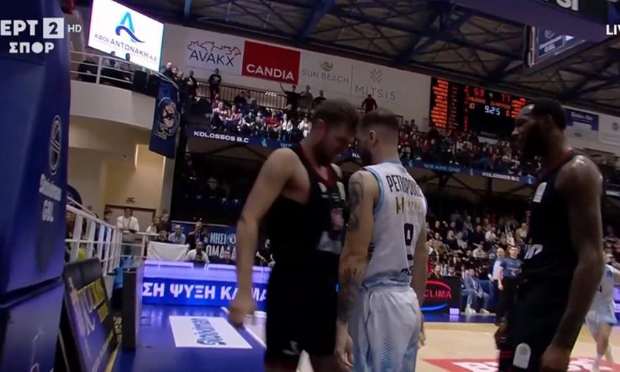 Πρόστιμο 10.000€ σε Βεζένκοφ και Ολυμπιακό από τη ΔΕΑΒ για το περιστατικό με τον Πετρόπουλο στη Ρόδο