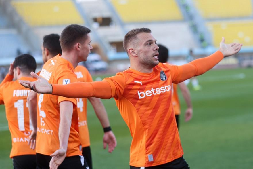 Παράπονα Γκονθάλεθ: «Δεν ζητάμε να μας χαρίσουν κάτι, δεν θέλουμε και να μας παίρνουν»