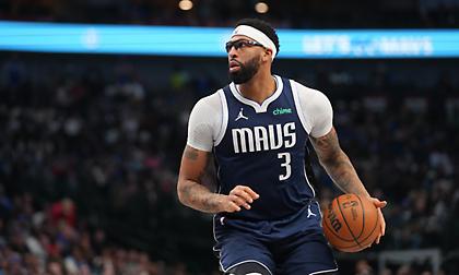 Αντάλλαξαν τον Ντέιβις στους Γουίζαρντς οι Μάβερικς!