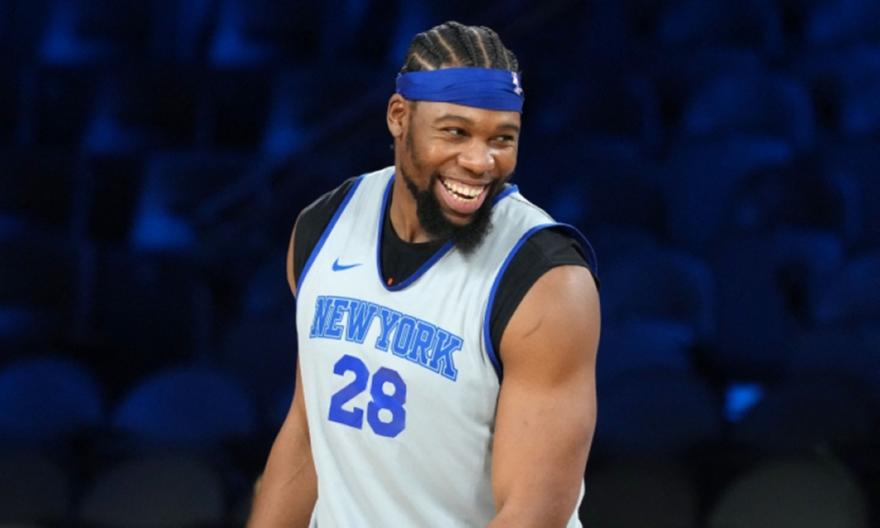 Ο Γιαμπουσέλε επιβεβαίωσε ότι υπάρχει ενδιαφέρον από Ευρώπη, αλλά…