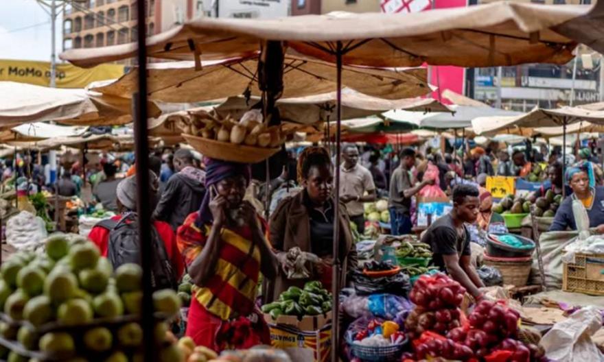Τραμπ: Επαναφέρει σε ισχύ συμφωνία για την εμπορία προϊόντων από χώρες της Αφρικής