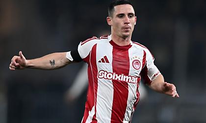 Κλήθηκαν σε απολογία Ολυμπιακός και Ποντένσε από τη ΔΕΑΒ - Πέταξε ομπρέλα προς την κερκίδα!