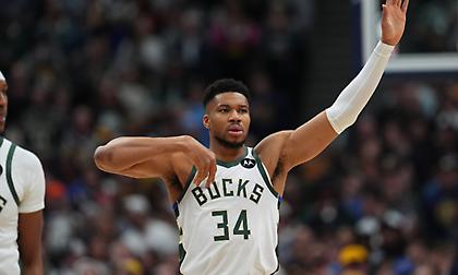 «Ο Αντετοκούνμπο δεν πιέζει για ανταλλαγή και οι Μπακς δεν έχουν λάβει την πρόταση που θέλουν»