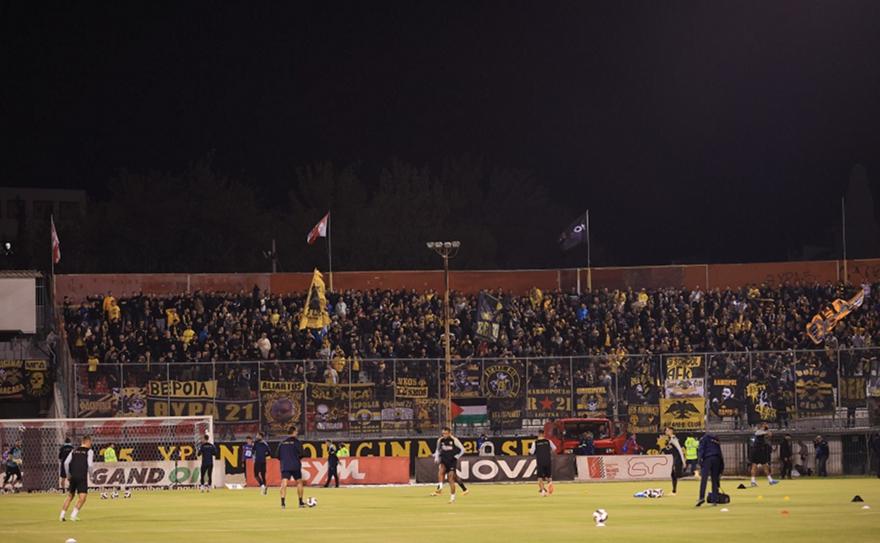 Aπαγορεύτηκε η οργανωμένη μετακίνηση των οπαδών της ΑΕΚ για το ματς με Πανσερραϊκό