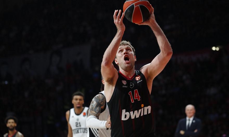 Βεζένκοφ: «Αντιδράσαμε σωστά, οι νίκες φέρνουν αυτοπεποίθηση - Είναι καλή εμφάνιση και μας προδιαθέτει για το μέλλον»