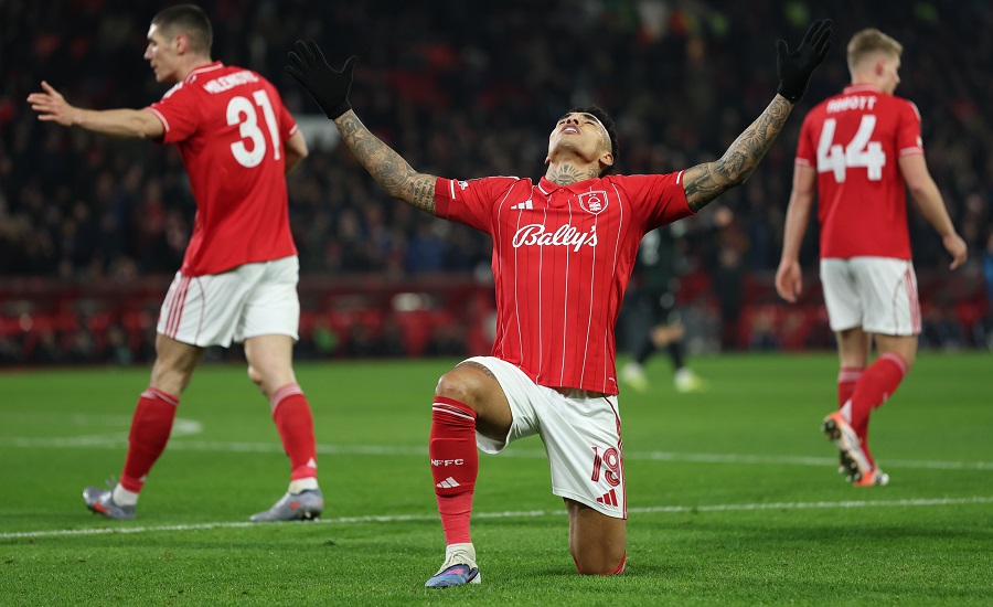 Λιντς-Νότιγχαμ Φόρεστ 