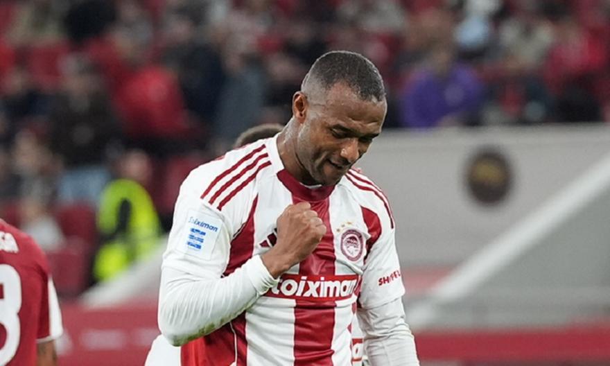 Με Ελ Κααμπί η αποστολή του Ολυμπιακού για το ντέρμπι - Εκτός οι Πιρόλα και Αντρέ Λουίζ!