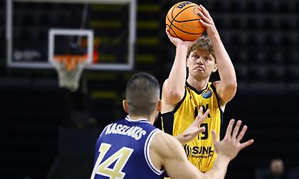 ΑΕΚ: Εκτός εξάδας των ξένων ο Κουζμίνσκας για το Μαρούσι