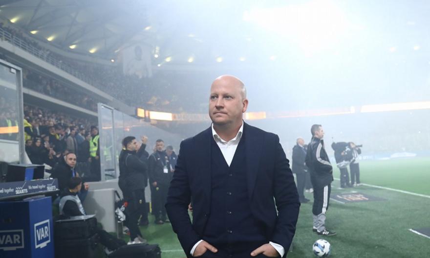 Τσακίρης: «Συγκλονιστική η υποδοχή του κόσμου στην αποστολή της ΑΕΚ - Οι σκέψεις Νίκολιτς για την 11άδα»