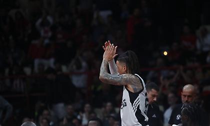 Χάκετ: «Αγαπώ τον Ολυμπιακό - Ελπίζω να κατακτήσει την Euroleague»